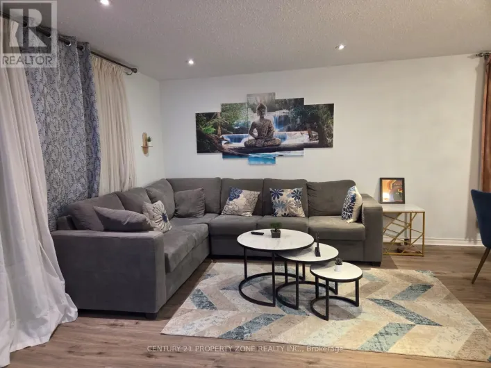 49 ATHLONE AVENUE, Brampton