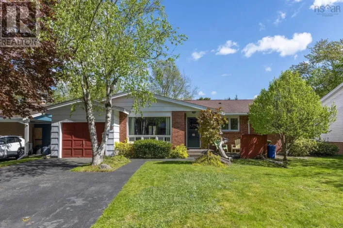 49 Birkdale Crescent, Halifax