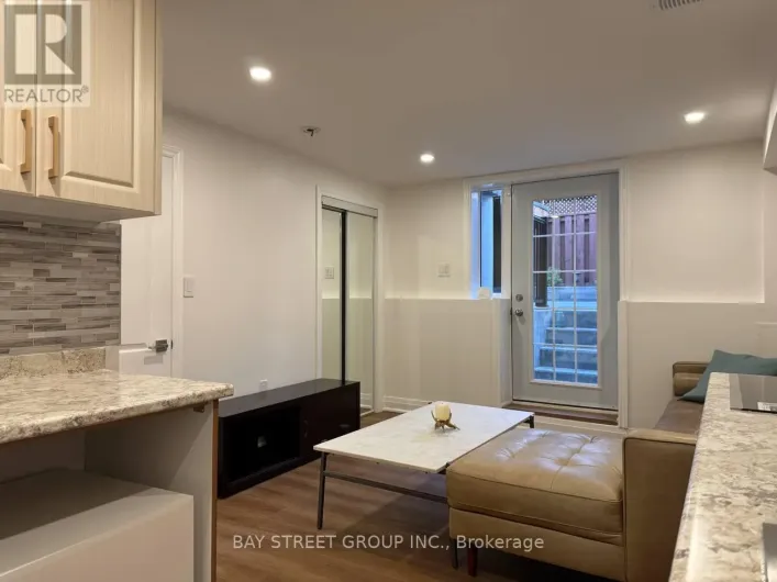 49 CHIARA DRIVE, Vaughan