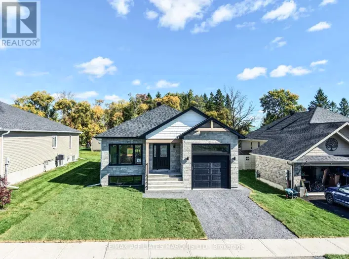 49 CLOVER LANE, South Stormont