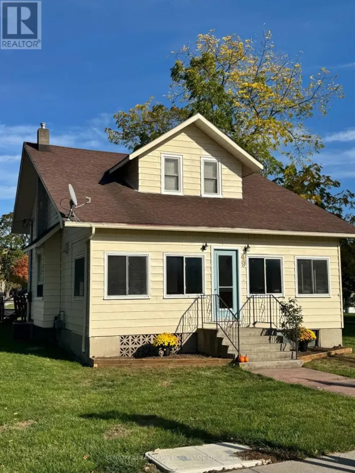 49 CONSECON STREET E, Prince Edward County