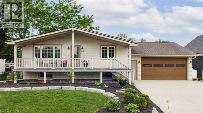 49 GILL Road, Grand Bend