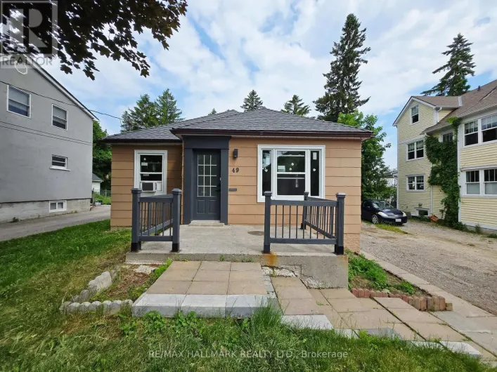 49 HUNT AVENUE, Richmond Hill