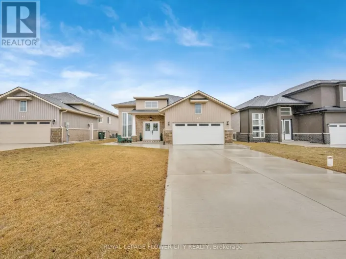 49 KINGSBRIDGE DRIVE, Amherstburg