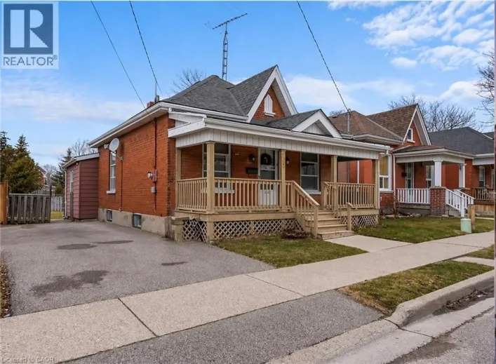 49 MINTERN Avenue, Brantford