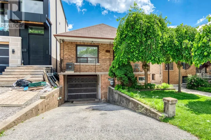 49 MONTCALM AVENUE, Toronto