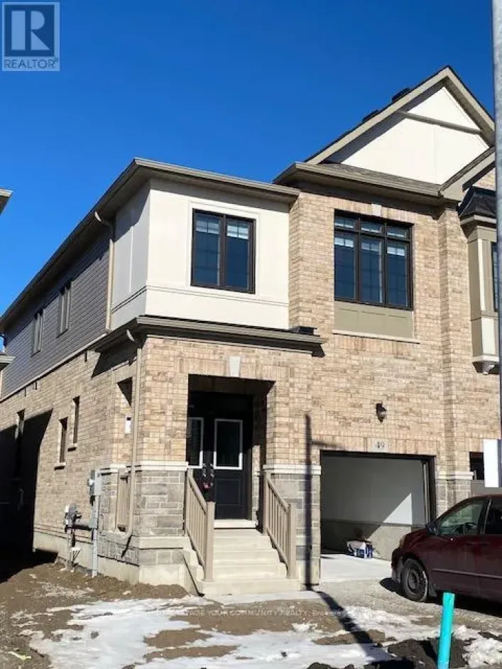 49 PHOENIX BOULEVARD, Barrie