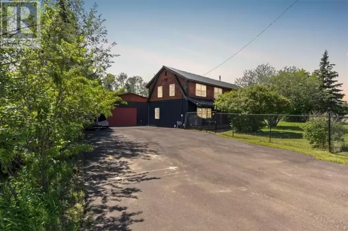 49 Poplar Crescent, Gregoire Lake Estates