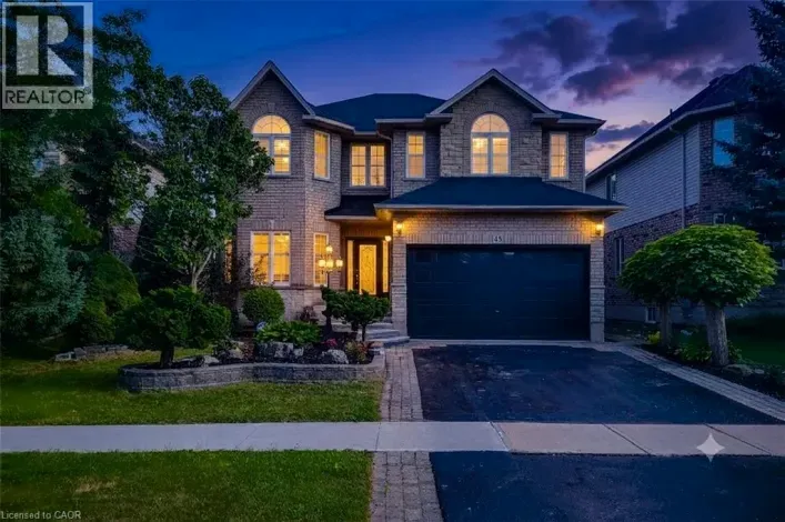 49 STONEHENGE Drive, Ancaster