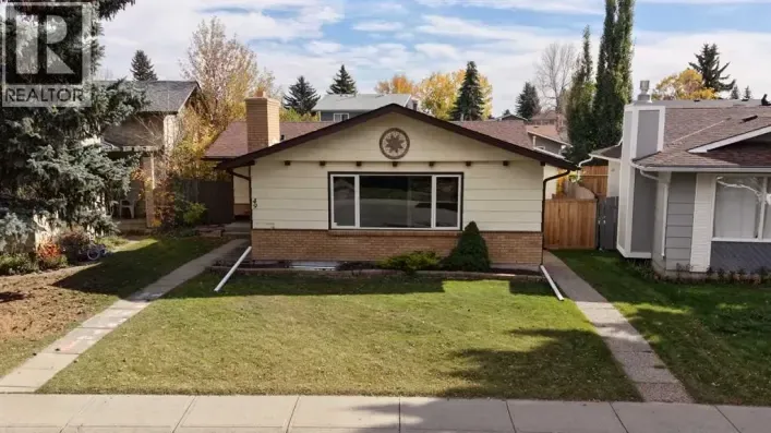 49 Sunhurst Crescent SE, Calgary