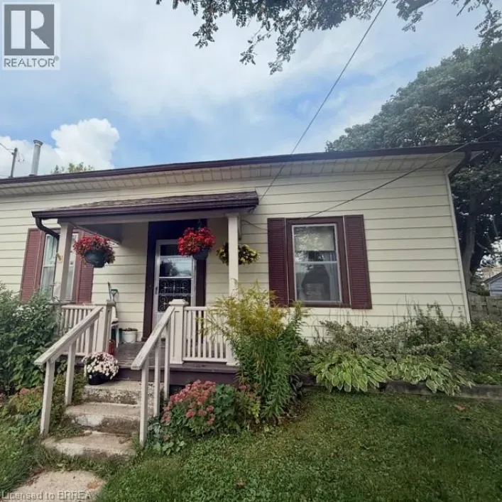 49 WEST RIVER Street, Paris