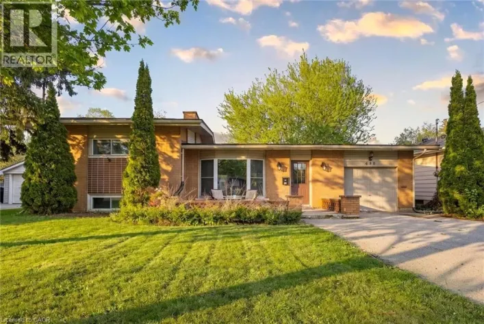 490 GARAFRAXA Street E, Fergus