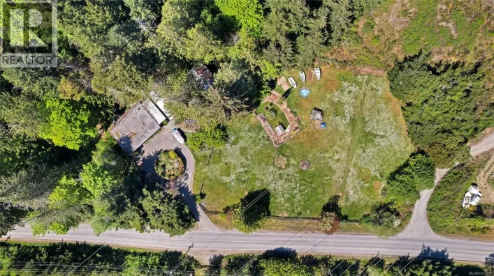 490 Rainbow Rd, Salt Spring