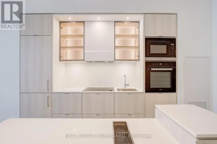 4901 - 11 YORKVILLE AVENUE, Toronto