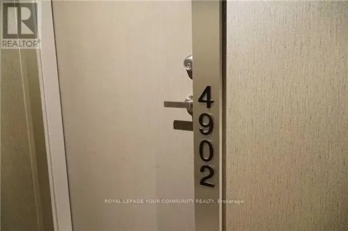 4902 - 100 HARBOUR STREET, Toronto