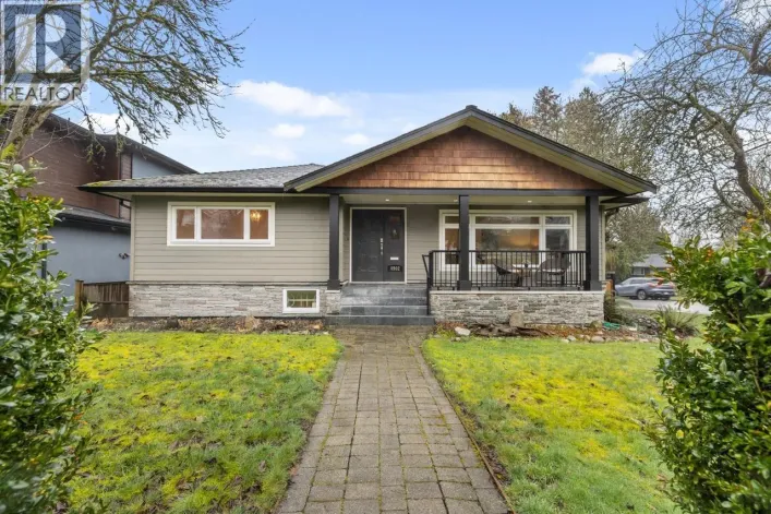4902 VENABLES STREET, Burnaby