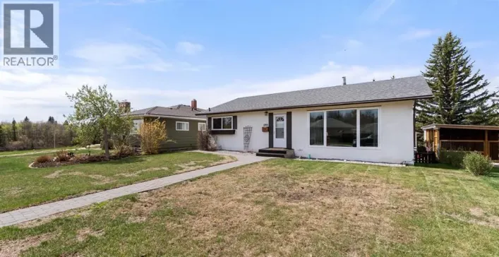 4904 58 Street, Camrose