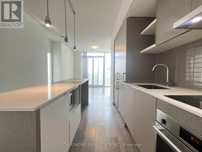 4905 - 100 HARBOUR STREET, Toronto