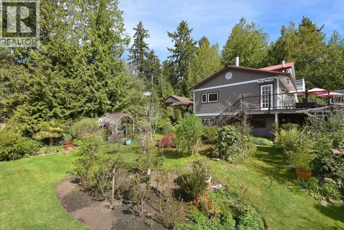 4906 SINCLAIR BAY ROAD, Garden Bay