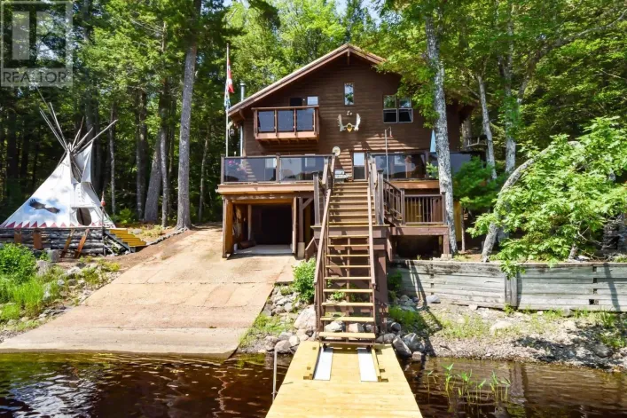 491 Peters Point Road, South Brookfield