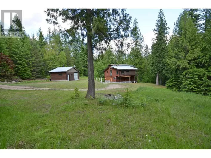 4911 Slocan River Road, Winlaw