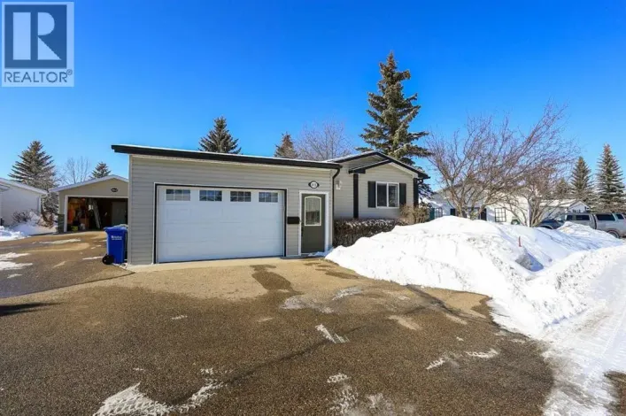4915 Doncaster Avenue, Red Deer