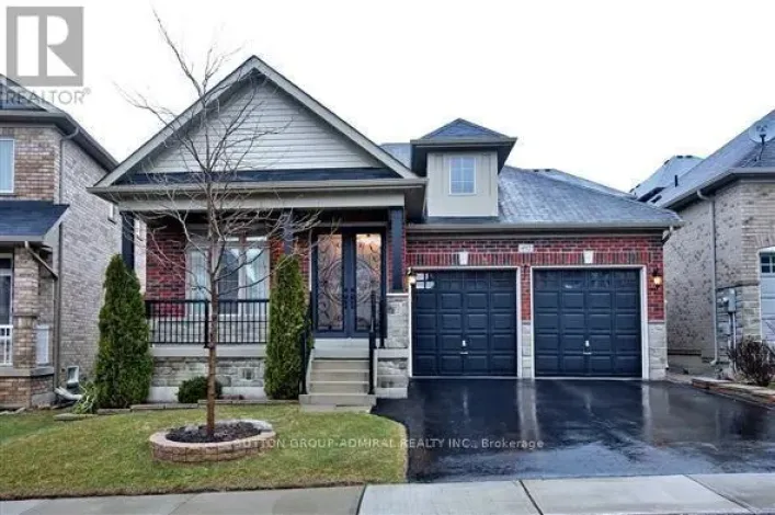 492 KWAPIS BOULEVARD, Newmarket