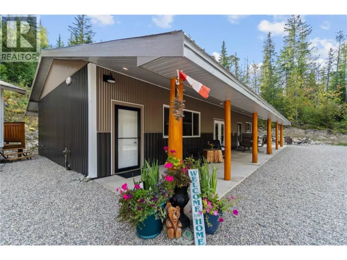 4920 Ivy Road, Eagle Bay