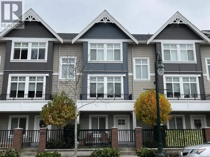 4923 47A AVENUE, Ladner