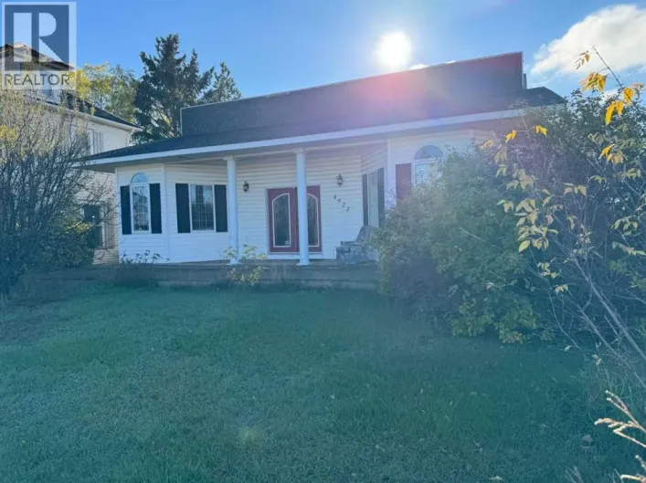 4923 49 Street, Hardisty