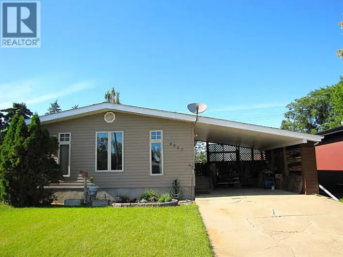 4923 52 Avenue, Taber