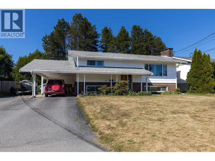 4924 LAZELLE AVENUE, Terrace