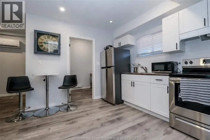 493 UNIVERSITY AVENUE West Unit# 4, Windsor