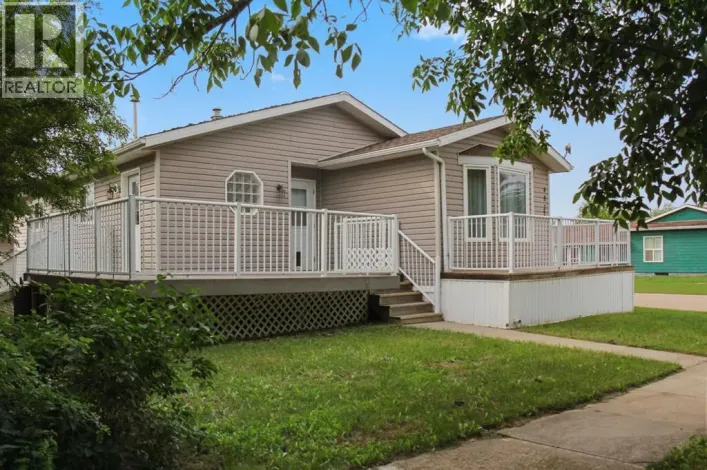 4932 51 Street, Lougheed