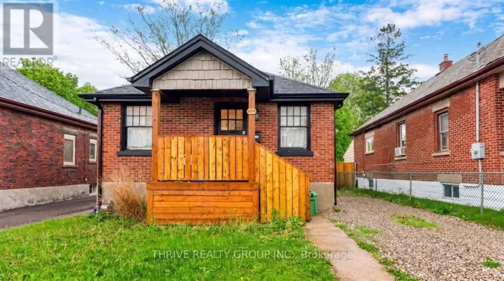 494 HIGHBURY AVENUE N, London East