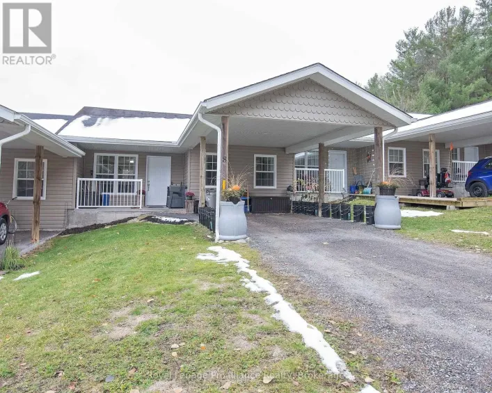 494 METCALF STREET, Tweed)