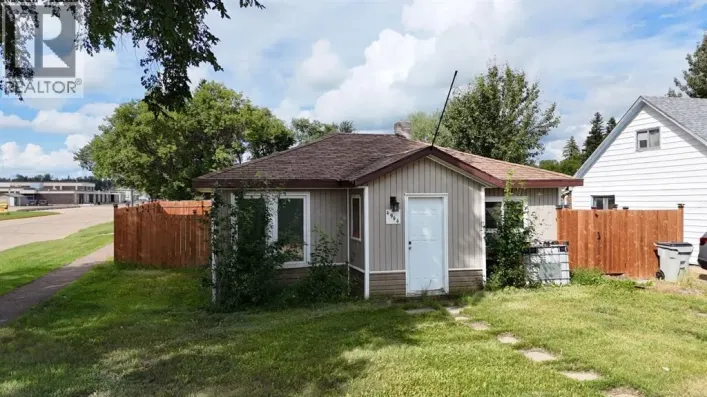 4944 56th Avenue, High Prairie