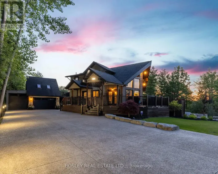 4949 LYON'S PARKWAY, Niagara Falls