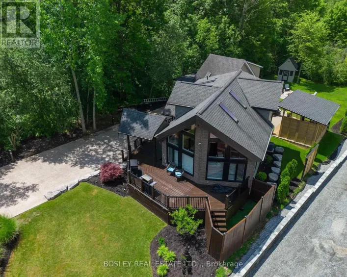 4949 LYON'S PARKWAY, Niagara Falls