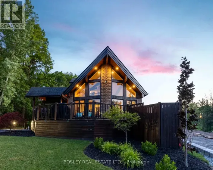 4949 LYON'S PARKWAY, Niagara Falls