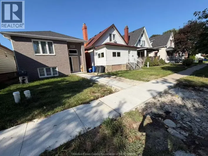 495 MCEWAN AVENUE UNIT A Unit# ROOM 3, Windsor