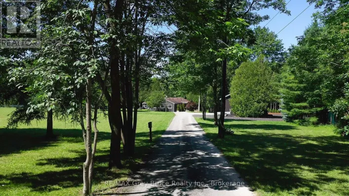 495204 TRAVERSTON ROAD, West Grey