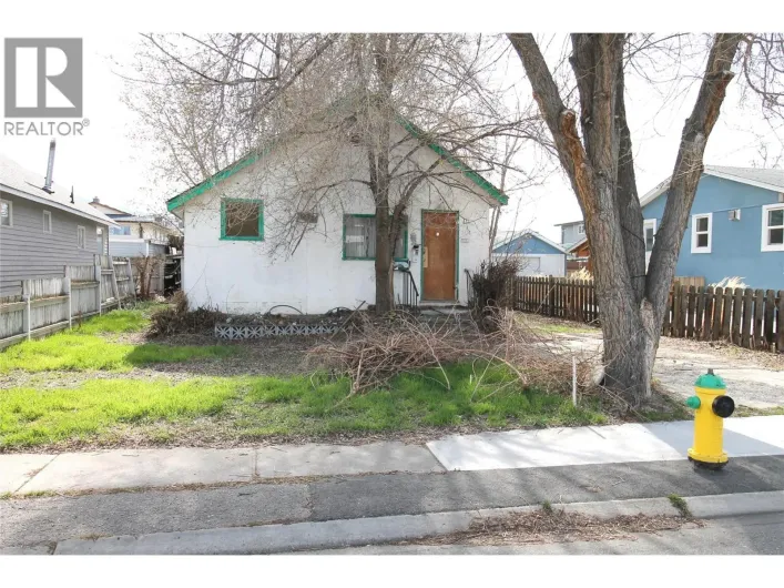 496 Heales Avenue, Penticton