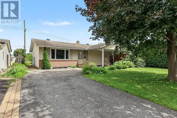 496 TISDALE CRESCENT, Ottawa