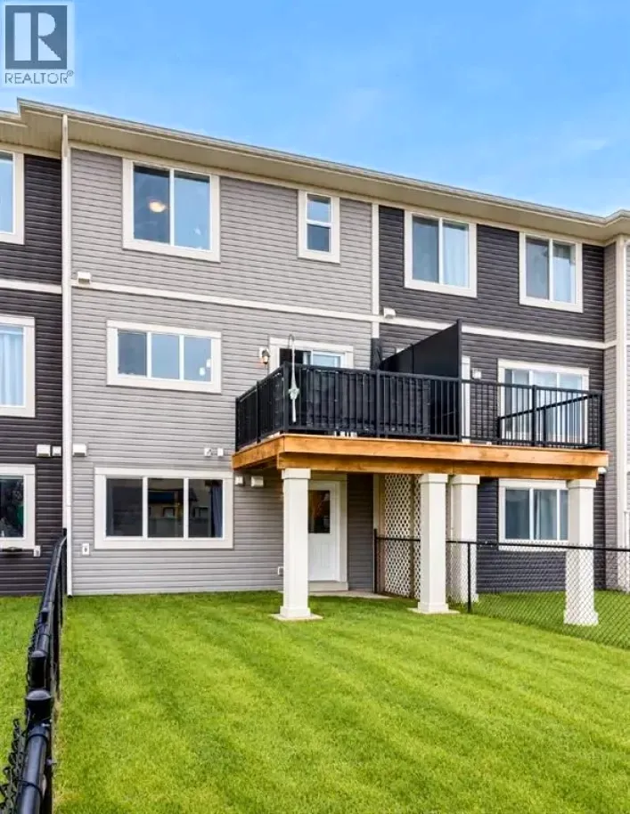 497 Hillcrest Road SW, Airdrie