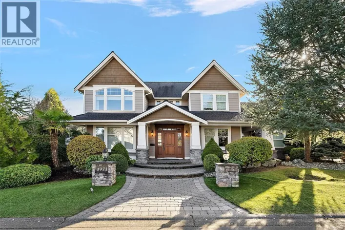 House for sale: 4973 La Quinta Pl, Saanich