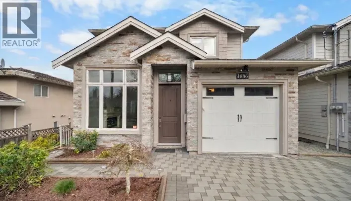 4986 INMAN AVENUE, Burnaby
