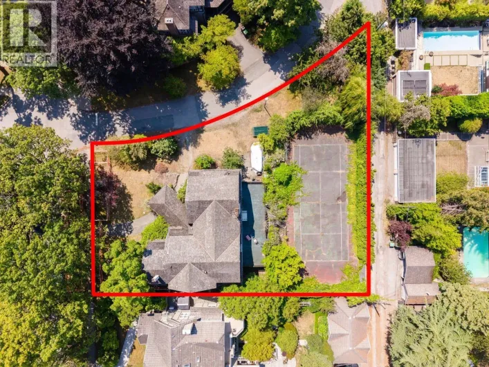 4987 CONNAUGHT DRIVE, Vancouver
