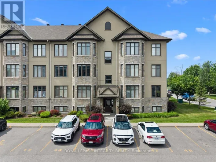 5 - 100 PRESTIGE CIRCLE, Ottawa