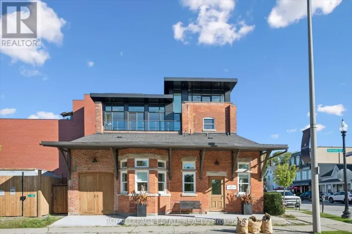 5 - 139 THOMAS STREET, Oakville